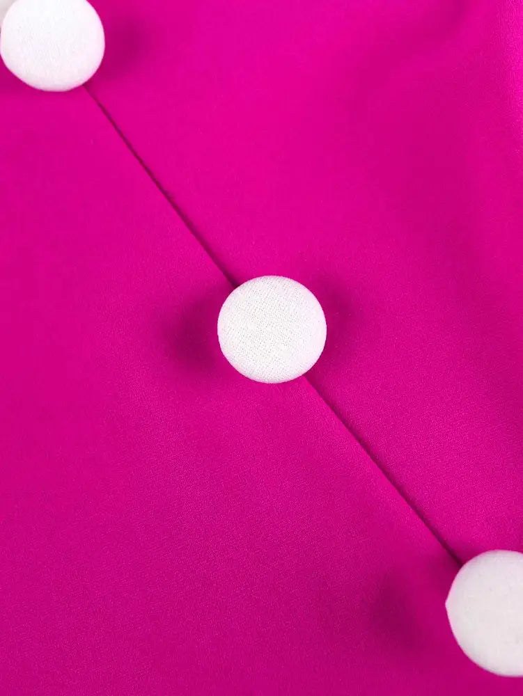 Designed for curves this 50s swing dress makes a stunning plus size Easter outfit and a graceful Mother's Day brunch outfit with bold color contrast.

