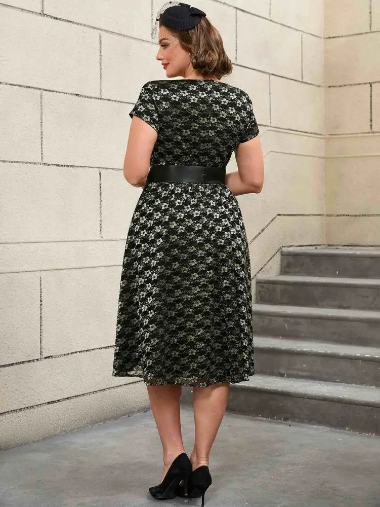 AOMEIDRESS Black A Line Dress Lace Short Sleeve 1950s Elegant Style

