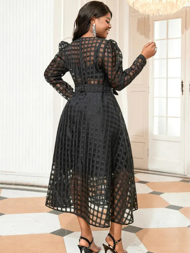 Lace-up Element on the Waist, More Taller on the Whole