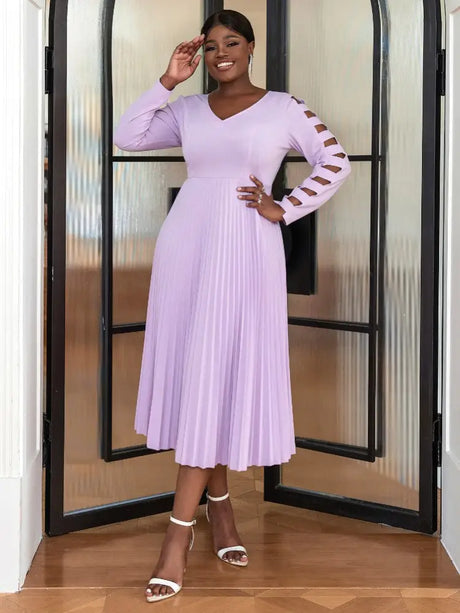 Women V-neck Plus Size Dress for Women plus size pleated dress